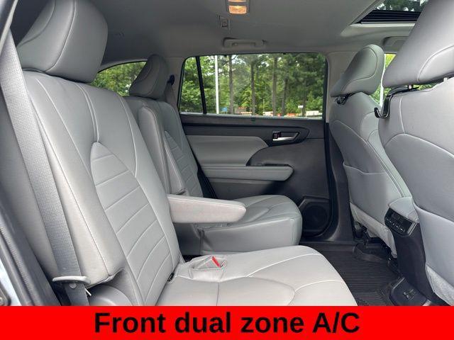 used 2023 Toyota Highlander car, priced at $36,500
