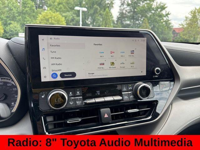 used 2023 Toyota Highlander car, priced at $36,500