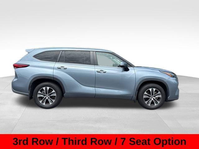 used 2023 Toyota Highlander car, priced at $36,500