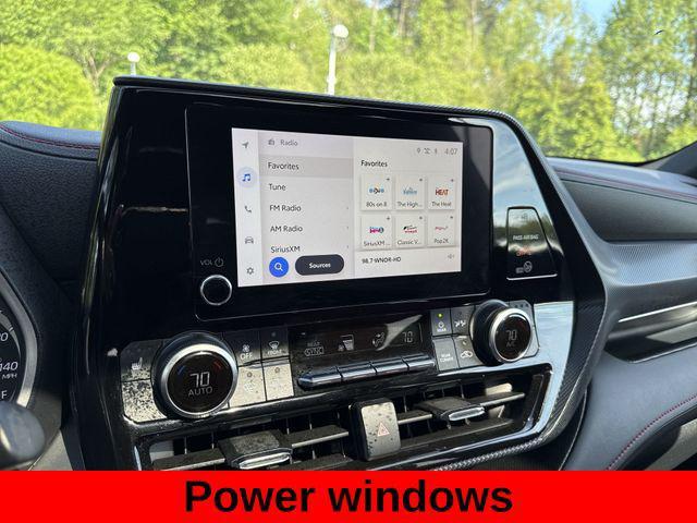 used 2023 Toyota Highlander car, priced at $38,888