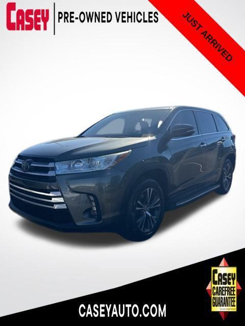 used 2019 Toyota Highlander car, priced at $19,788