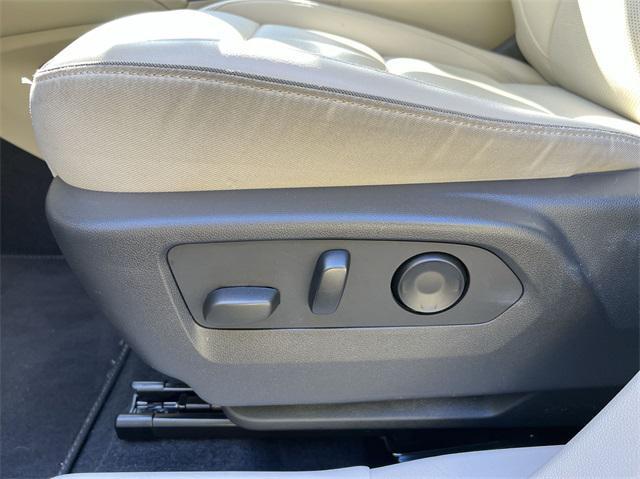 used 2021 Buick Envision car, priced at $25,988