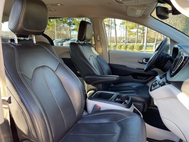 used 2022 Chrysler Pacifica car, priced at $23,000