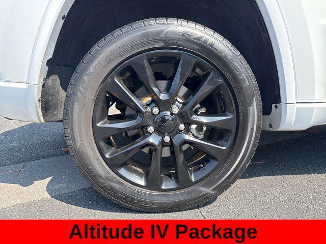 used 2018 Jeep Grand Cherokee car, priced at $20,388
