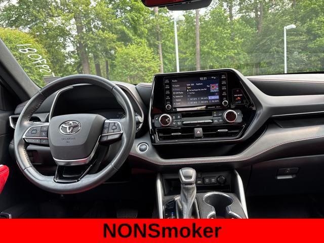 used 2021 Toyota Highlander car, priced at $37,300