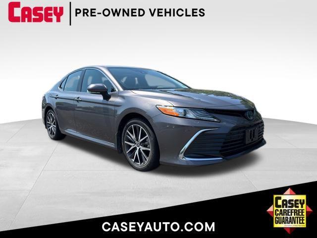 used 2022 Toyota Camry Hybrid car, priced at $28,000
