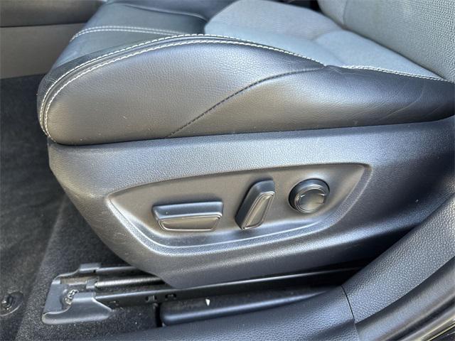 used 2025 Kia Sorento Hybrid car, priced at $38,500