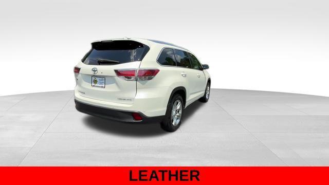 used 2015 Toyota Highlander car, priced at $23,998