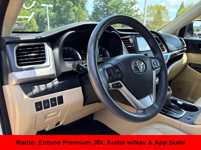 used 2015 Toyota Highlander car, priced at $23,998