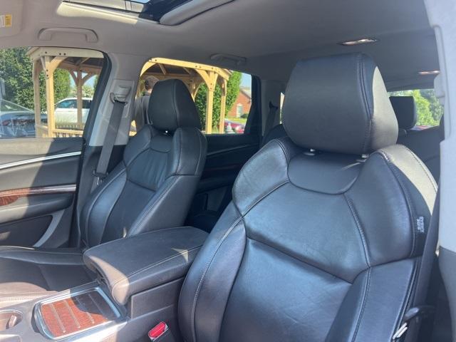 used 2017 Acura MDX car, priced at $21,500