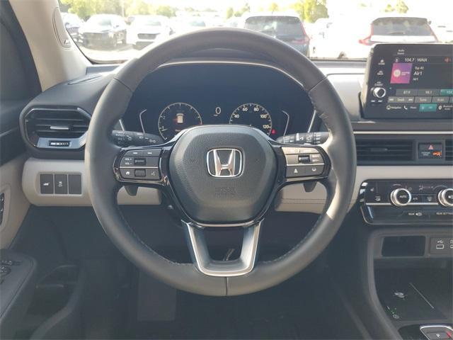 new 2025 Honda Pilot car, priced at $48,950