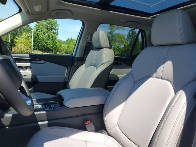 new 2025 Honda Pilot car, priced at $49,405