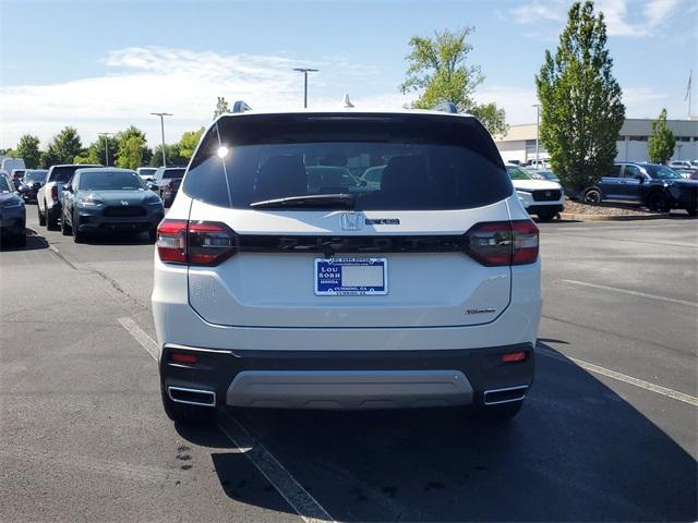 new 2025 Honda Pilot car, priced at $49,405