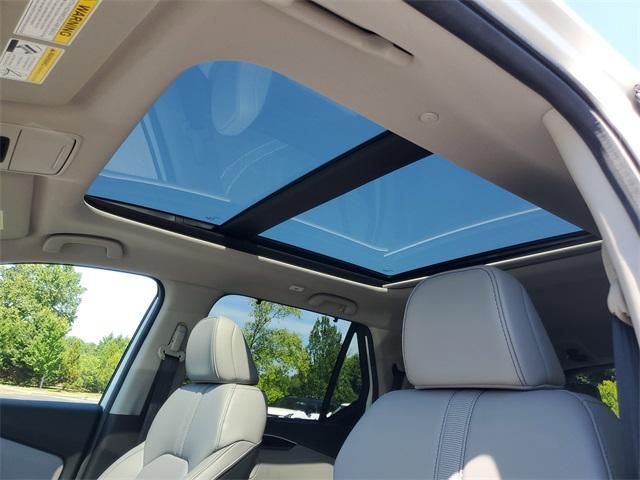 new 2025 Honda Pilot car, priced at $49,405