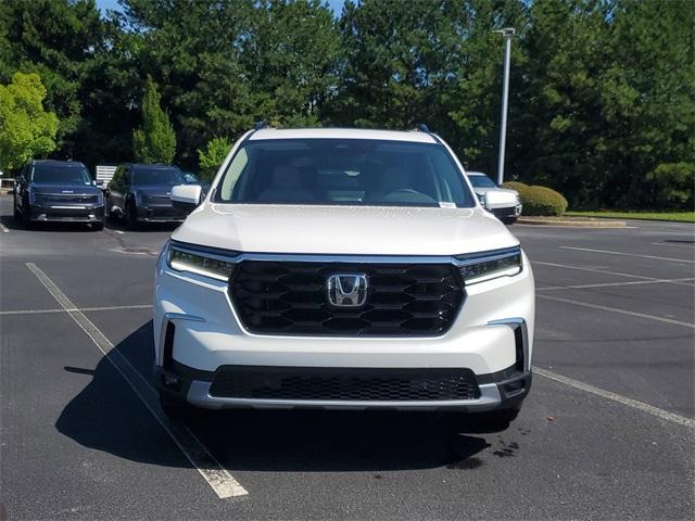 new 2025 Honda Pilot car, priced at $49,405