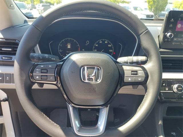 new 2025 Honda Pilot car, priced at $49,405
