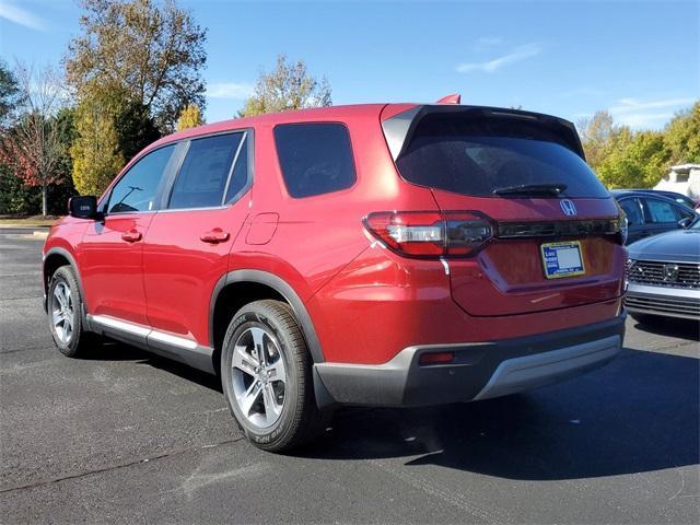 new 2025 Honda Pilot car, priced at $45,350