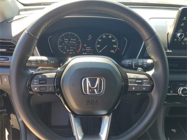 used 2024 Honda Pilot car, priced at $38,750