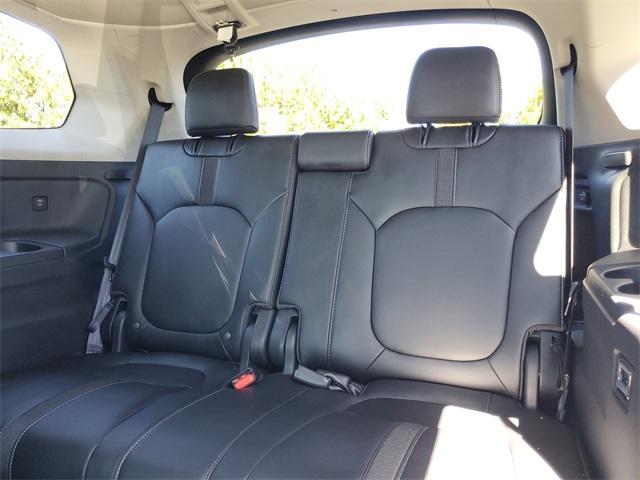 used 2024 Honda Pilot car, priced at $38,750