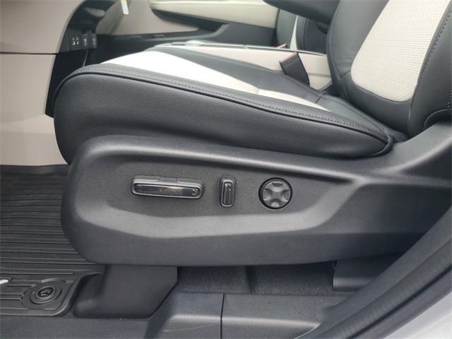 new 2025 Honda Odyssey car, priced at $53,225