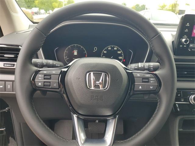 new 2025 Honda Pilot car, priced at $47,780