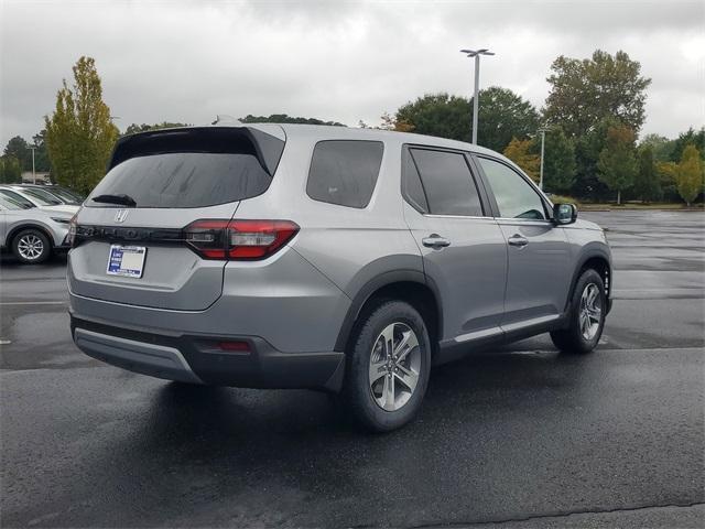 new 2025 Honda Pilot car, priced at $45,725
