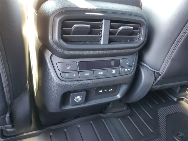 new 2025 Honda Pilot car, priced at $56,530