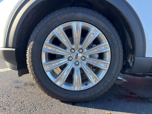 used 2020 Ford Explorer car, priced at $24,000