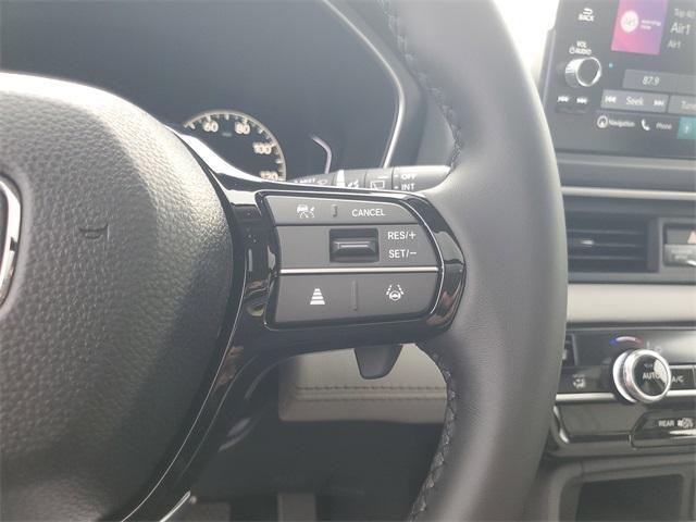 new 2025 Honda Pilot car, priced at $48,950