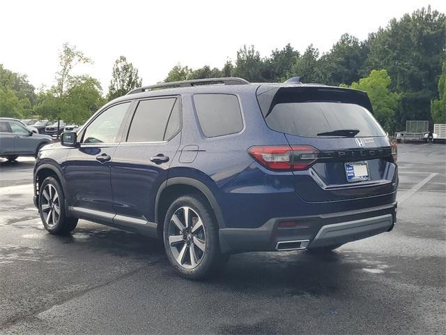 new 2025 Honda Pilot car, priced at $48,950
