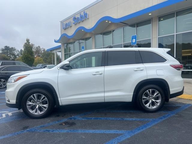 used 2015 Toyota Highlander car, priced at $17,500