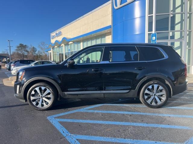 used 2022 Kia Telluride car, priced at $32,500