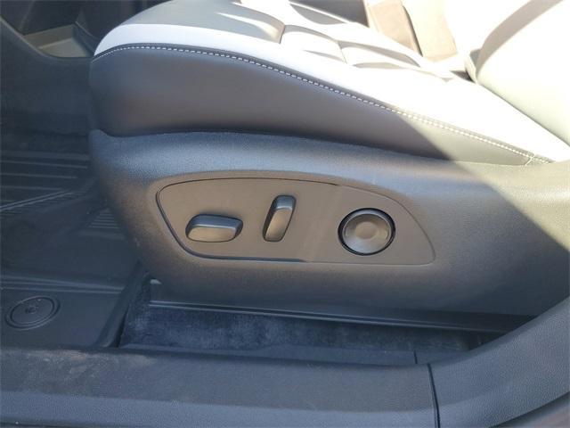 new 2025 Honda Prologue car, priced at $53,650