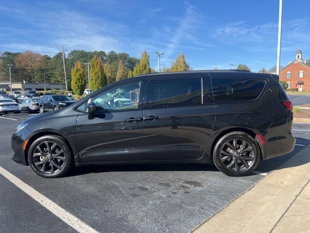 used 2020 Chrysler Pacifica car, priced at $25,000