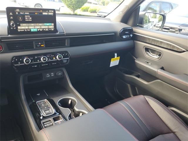 new 2025 Honda Pilot car, priced at $56,485