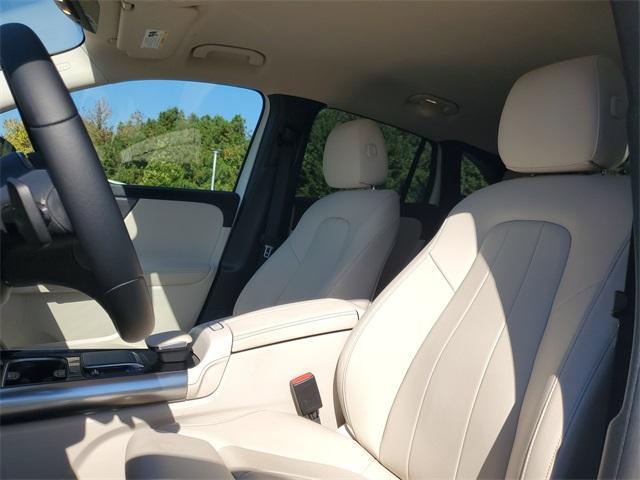 used 2022 Mercedes-Benz GLA 250 car, priced at $25,950