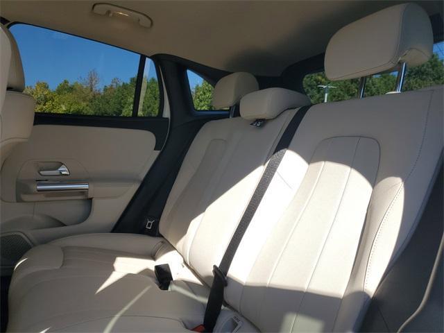 used 2022 Mercedes-Benz GLA 250 car, priced at $25,950