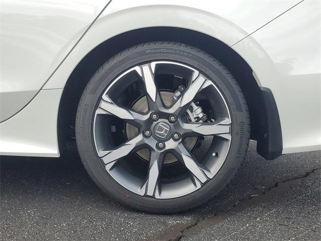 new 2025 Honda Civic Hybrid car, priced at $33,555