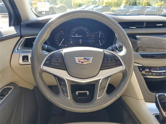 used 2018 Cadillac XT5 car, priced at $17,500