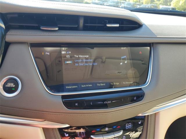 used 2018 Cadillac XT5 car, priced at $17,500