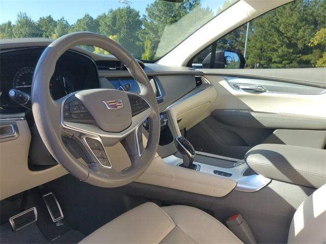 used 2018 Cadillac XT5 car, priced at $17,500
