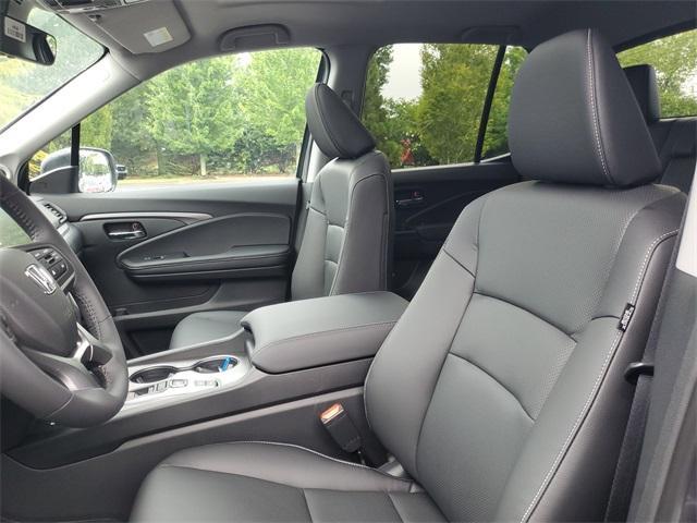 new 2025 Honda Ridgeline car, priced at $44,430