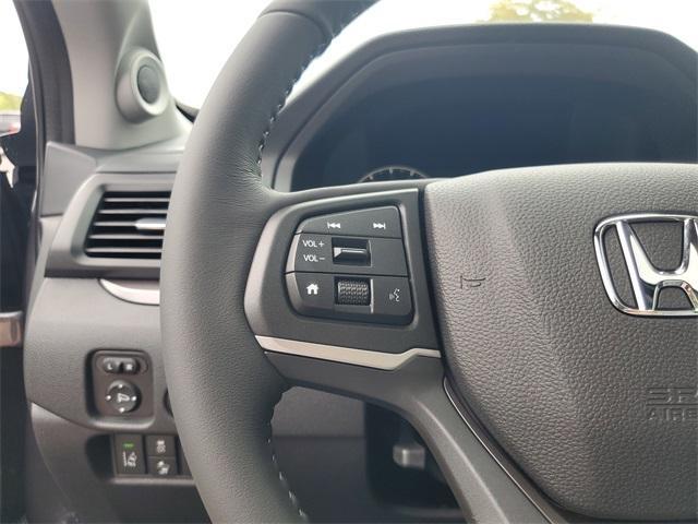 new 2025 Honda Ridgeline car, priced at $44,430