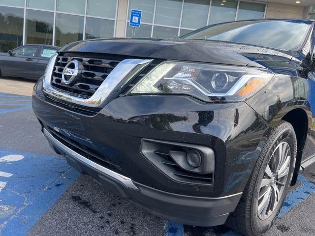 used 2020 Nissan Pathfinder car, priced at $18,250