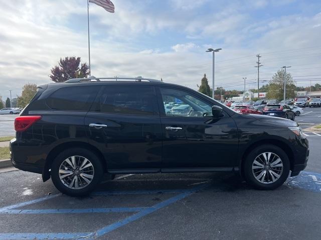 used 2020 Nissan Pathfinder car, priced at $18,250