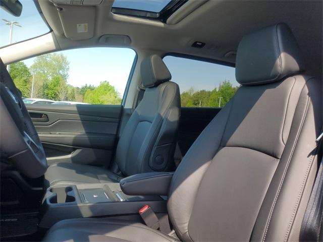 new 2025 Honda Odyssey car, priced at $44,265