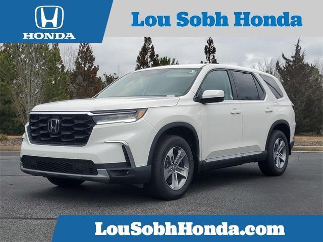 new 2025 Honda Pilot car, priced at $47,450