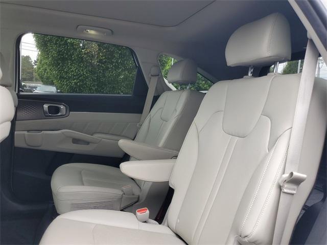 used 2022 Kia Sorento car, priced at $27,000