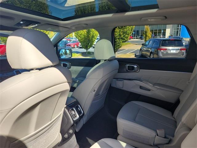 used 2022 Kia Sorento car, priced at $24,850