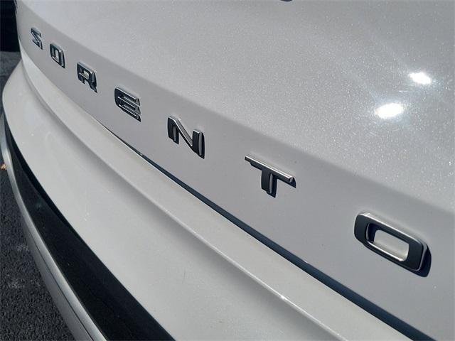 used 2022 Kia Sorento car, priced at $24,850